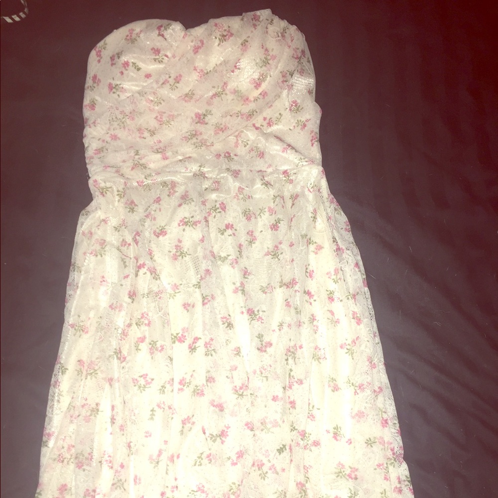 Strapless dress!